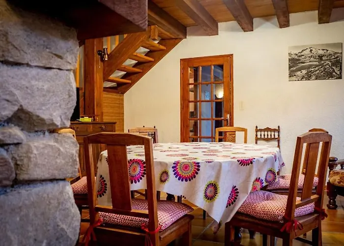 Maison Avec Vue Sur La Montagne Les Circaetes