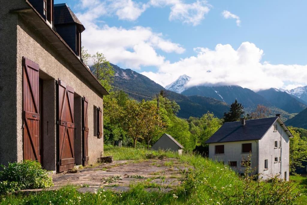 Maison Avec Vue Sur La Montagne Les Circaetes * Bourisp