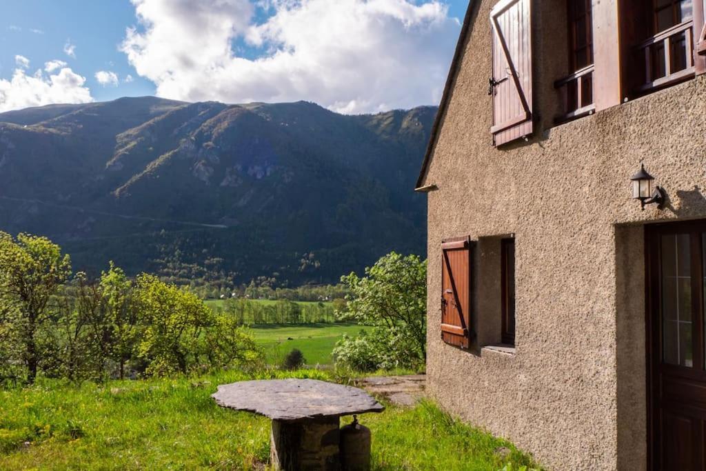 Maison Avec Vue Sur La Montagne Les Circaetes