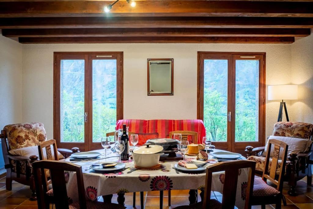 Maison Avec Vue Sur La Montagne Les Circaetes Hébergement de vacances Bourisp