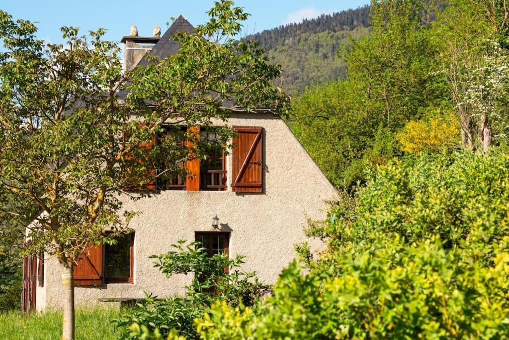 Hébergement de vacances Maison Avec Vue Sur La Montagne Les Circaetes Bourisp